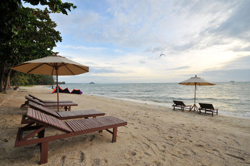 Grand Sea View Beach Resotel Lipa Noi Ngoại thất bức ảnh
